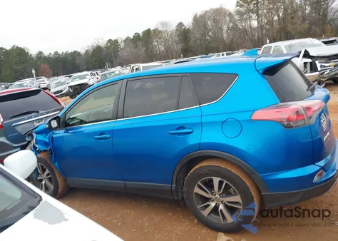 2018 Toyota Rav4 Xle from USA, damaged, VIN JTMWFREV2JJ752408